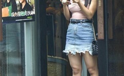 亚洲精品深夜AV无码一区二区